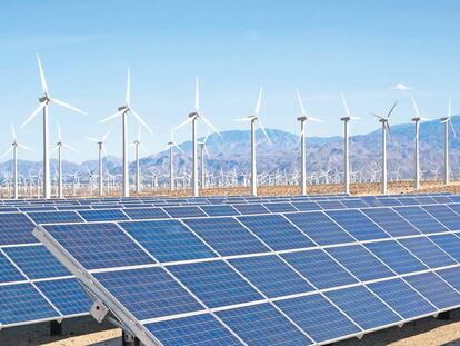 Planta eólica y fotovoltaica.