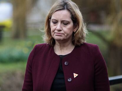Escândalo imigratório derruba ministra no Reino Unido