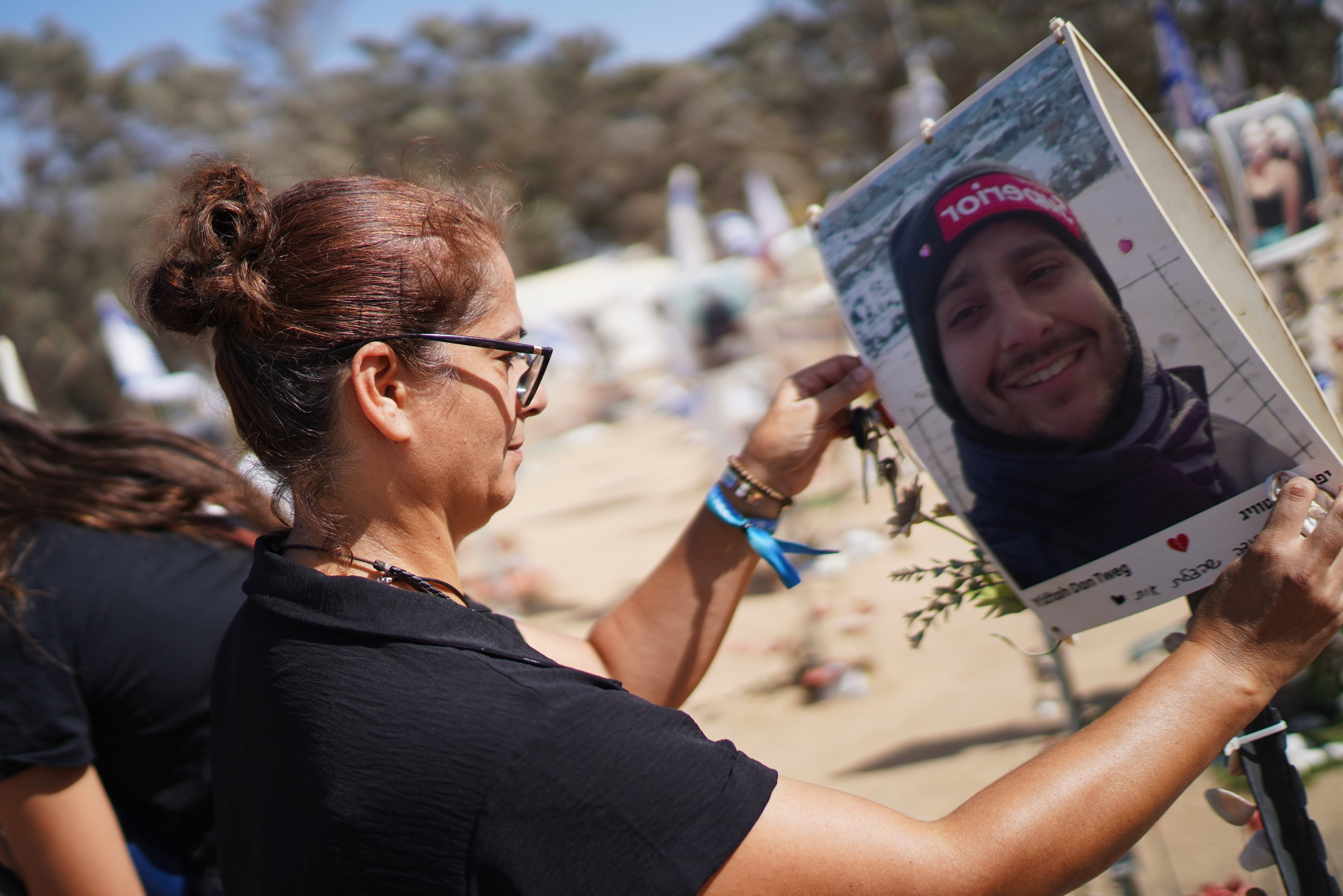 Memorias del 7 de octubre: testimonios israelíes de un año nefasto