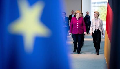 La canciller alemana, Angela Merkel, y la próxima presidenta de la Comisión Europea, Ursula Von der Leyen, durante un acto en Berlín el pasado 8 de noviembre