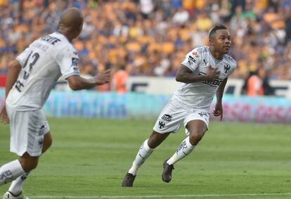 Carlos Sánchez y Dorlan Pabón marcaron dos de los tres goles para Monterrey.