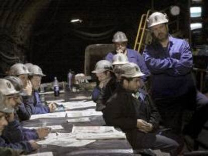 La empresa Unión Minera del Norte (Uminsa) ha hecho efectivo un Expediente de Regulación de Empleo (ERE) temporal de 180 días que afecta a 64 trabajadores de la cuenca minera palentina, según han informado hoy a EFE fuentes sindicales. EFE/Archivo