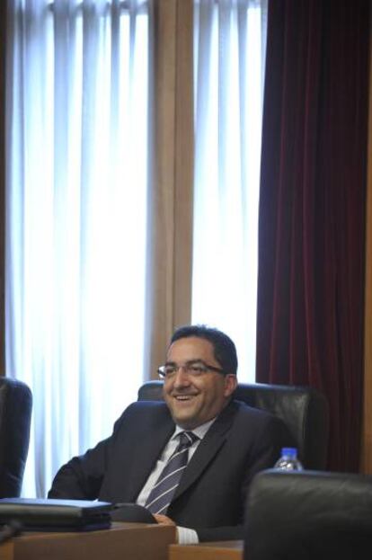 El alcalde de Xinzo, durante un pleno de la Diputación.