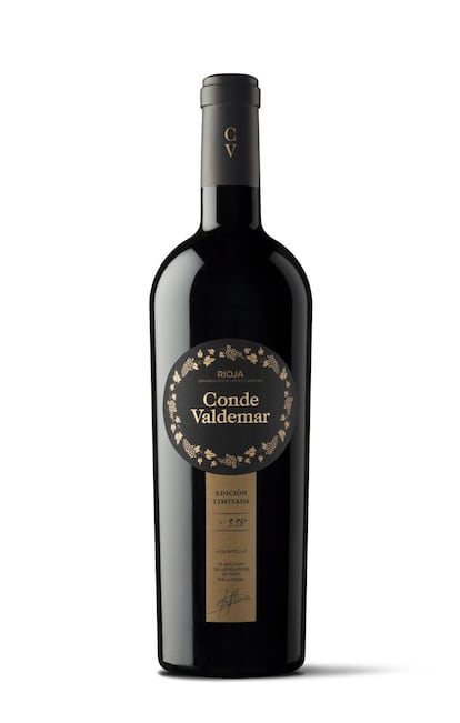 130 años de historia. La bodega riojana Valdemar cumple 130 de años de trayectoria. Y lo hace con el lanzamiento de un vino en edición limitada de 4.278 botellas, procedente de una selección de uvas de las variedades maturana (15%), graciano (15%) y tempranillo (70%), esta última con más de 45 años de edad. Envejecido durante 13 meses en barricas de roble francés y americano, posee un color brillante en rojo cereza picota de capa alta. Presenta intensos aromas a fruta negra (ciruela, mora), regaliz, toques balsámicos, especiados y a cedro. Es complejo y elegante. Su paso por boca es redondo, estructurado y equilibrado, con taninos integrados y maduros. Precio: 35 euros.