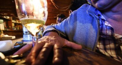 La UE recomienda alcoholímetros en los coches de conductores ebrios.