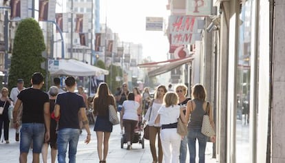 Una de las calles incluidas en la Zona de Gran Afluencia Tur&iacute;stica de Alicante.