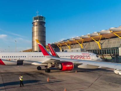 Un avión de Iberia Express en Madrid-Barajas.