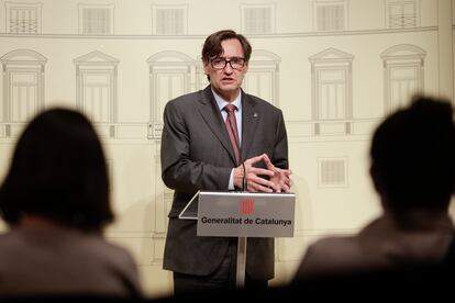 El primer secretario del PSC, Salvador Illa en una rueda de prensa en la Generalitat