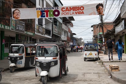 Campaña de Gustavo Petro y Francia Márquez en el casco urbano de Guapi