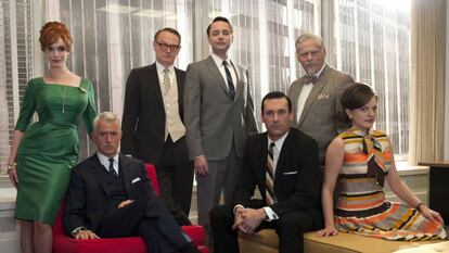 El reparto de Mad Men en una imagen promocional.