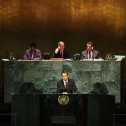 El presidente del Gobierno, José Luis Rodríguez Zapatero, durante su intervención esta tarde en la sede de la ONU