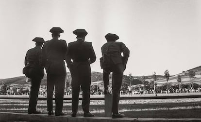 Piedad Isla. La Guardia Civil. 1963.