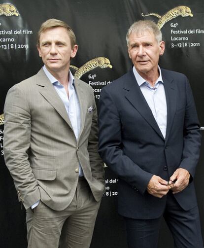 Daniel Craig y Harrison Ford, anoche en Locarno.