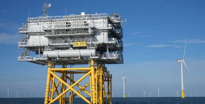 Imagen de un parque eólico marino gestionado por Iberdrola