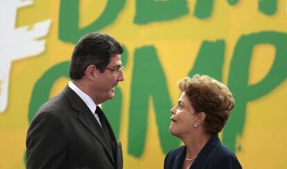 Rousseff y su ministro de Economía, Joaquim Levy.