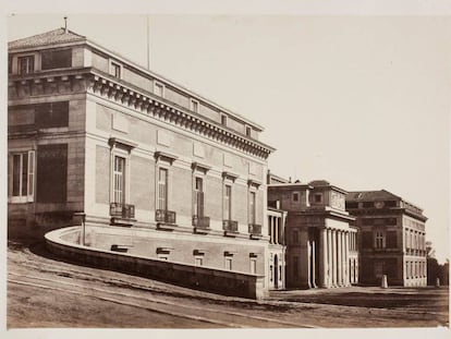 Fachada oeste del museo o de Velázquez (hacia 1857).