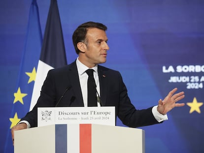 Emmanuel Macron, durante su discurso sobre Europa en la Universidad de la Sorbona, en París, este jueves.