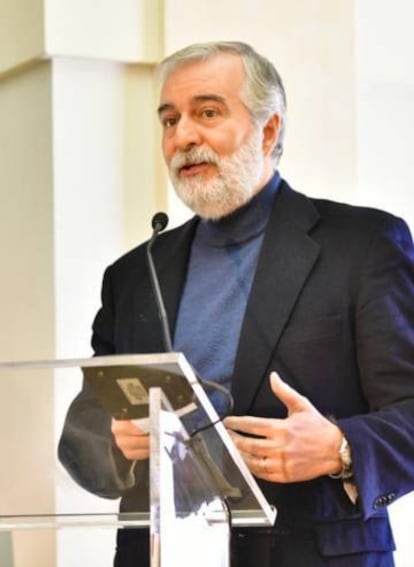 Ángel Gil de Miguel, Catedículo de Medicina Preventiva y Salud Pública.