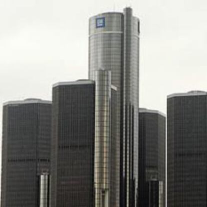 General Motors opta por acelerar ante la curva