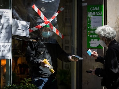 Uno de los pocos comercios de la comunidad china de Barcelona abierto en el barrio del Fort Pienc.