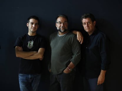 Pedro Casablanc (derecha), Samuel Villuela (izquierda) y el director Antonio Ortiz.