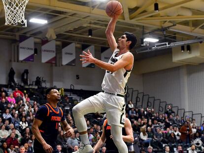 Santi Aldama, en uno de sus 10 partidos del curso pasado con el equipo de Loyola Maryland