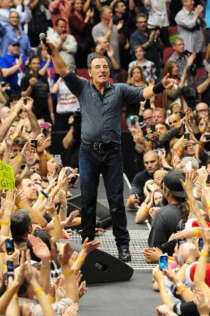 Bruce Springsteen, en un concierto en Arizona, el 6 de diciembre de 2012.