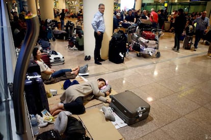 Hundreds of passengers were trapped in the airport.