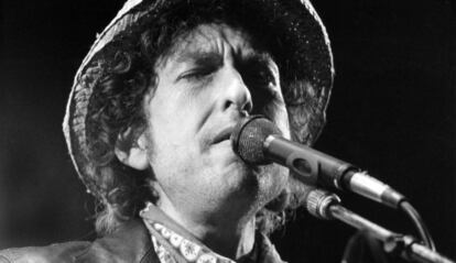 Bob Dylan, durante un concierto en Munich, en 1984.