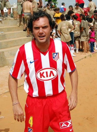 Carlos Clemente, durante un partido benéfico en Senegal.