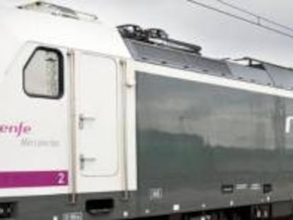 Una locomotora de Renfe Mercancías.