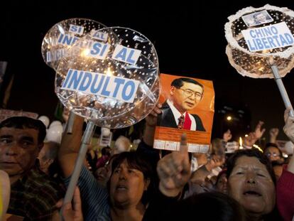 Seguidores del expresidente Fujimori, en una protesta en diciembre de 2012.