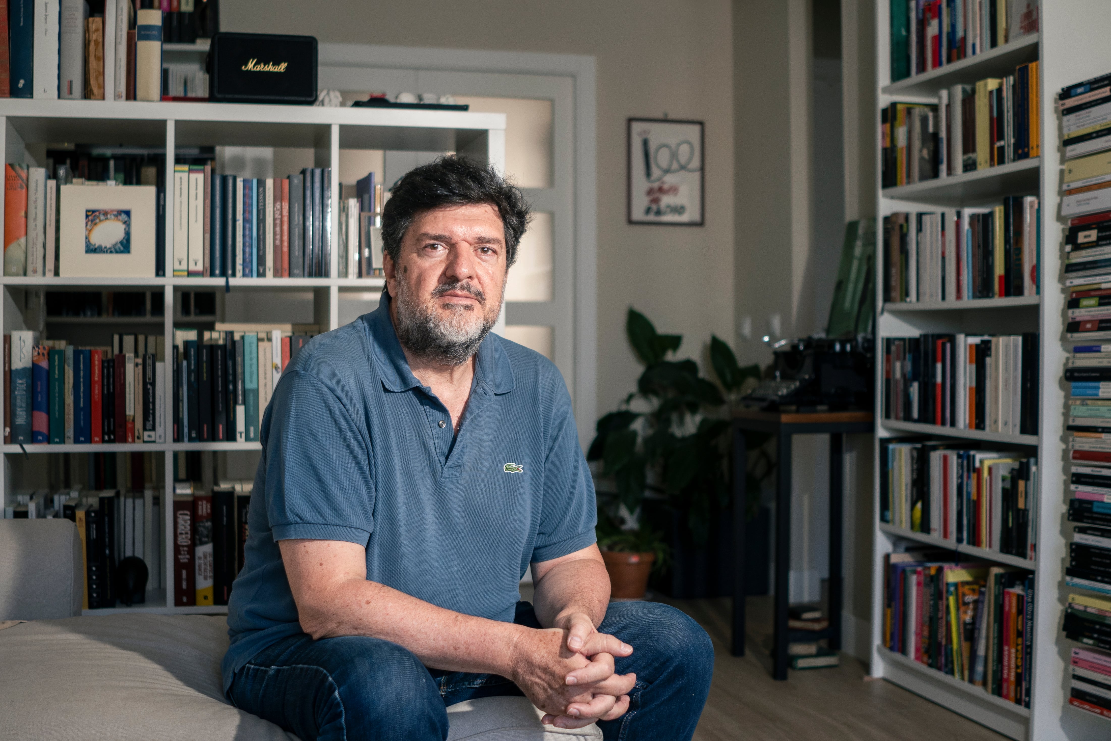 Antonio Martínez Asensio, filólogo: “Las grandes editoriales persiguen a los ‘influencers’ pensando en su cuenta de resultados”