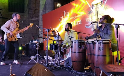 Desde la izquierda, Alain Pérez, Adonis Junior, Piraña y Adonis, el sábado en La Habana.