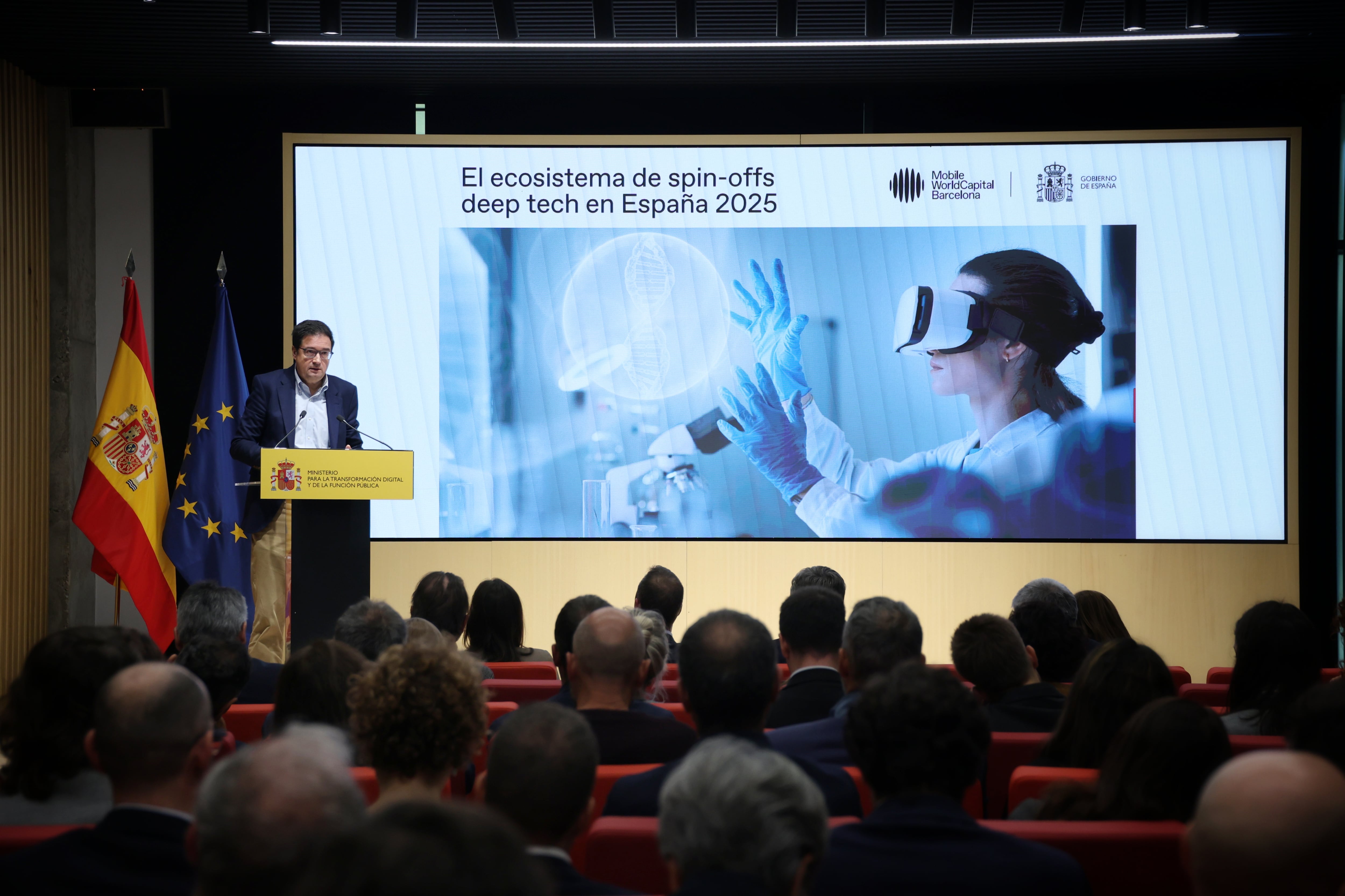 El ministro Óscar López, durante la presentación del informe 'El ecosistema de spin-offs Deep tech en España 2025', este lunes, en Madrid.