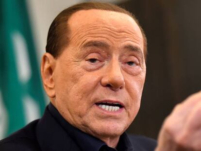 Berlusconi refuerza su control en Mediaset con acciones de lealtad de hasta 10 votos