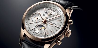 Longines homenajea a los deportes ecuestres con el Conquest Classic Moonphase. Precio: 9.640 euros.