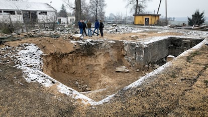 El lugar del impacto del misil que cayó la semana pasada sobre un silo de maíz en la localidad polaca de Przewodów, el 20 de noviembre.