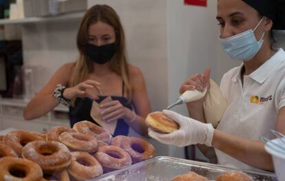 'Mollys' i 'bomboloni', acabats de fer cada dia.