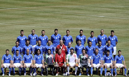 Italia, la actual campeona, vuelve a contar en todos los pronósticos pese a las dudas que siempre ha despertado su juego. Sin Totti, pierde a su jugador más imaginativo.