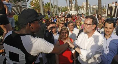 El presidente del Gobierno en funciones y presidente del PP, Mariano Rajoy, en un acto electoral en Torrevieja.