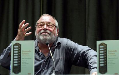 El filósofo Fernando Savater durante la presentación de 'Aquí viven leones'.