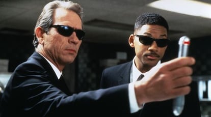 Tommy Lee Jones y Will Smith en &#039;Men in black&#039;.