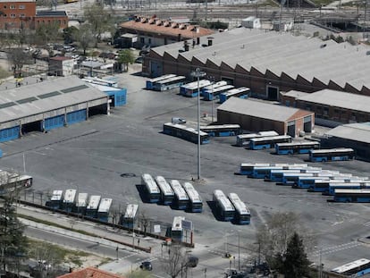 Las cocheras de la EMT en Fuencarral-El Pardo afectadas.
