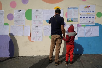 En estas elecciones se pretende elegir autoridades para el territorio del Esequibo, lo cual ha generado una serie de polémicas y declaraciones internacionales. 