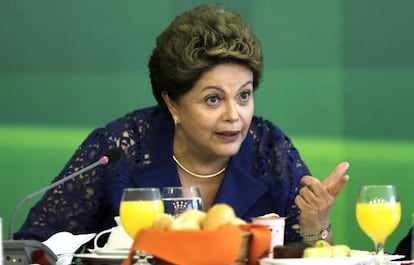 Rousseff en un desayuno con la prensa el lunes en Brasilia.