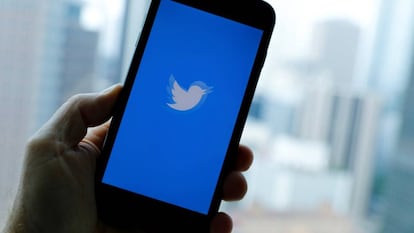 La aplicación de Twitter en un móvil