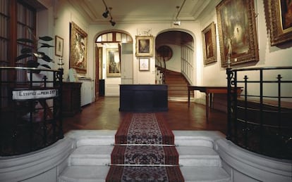 Vestíbulo de acceso a la casa museo de Gustave Moreau en París.