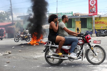 Una protesta contra la violencia relacionada con las bandas en Puerto Príncipe, Haití, el 15 de mayo de 2025.