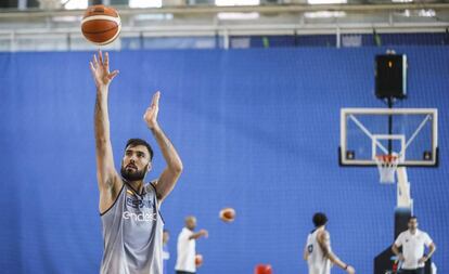 Pierre Oriola, con la selección, en Madrid.